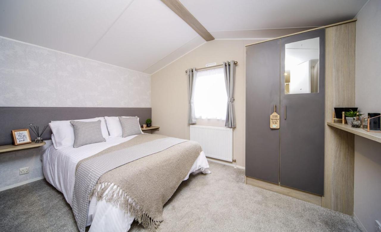 Llanrhidian Holiday Park Llanmorlais Exteriér fotografie